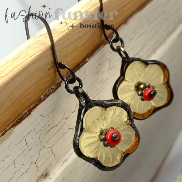 Handmade Soldered Antique Yellow Buttercup Flower Art Charm Dangle Drop Earrings - Picture 5 of 14